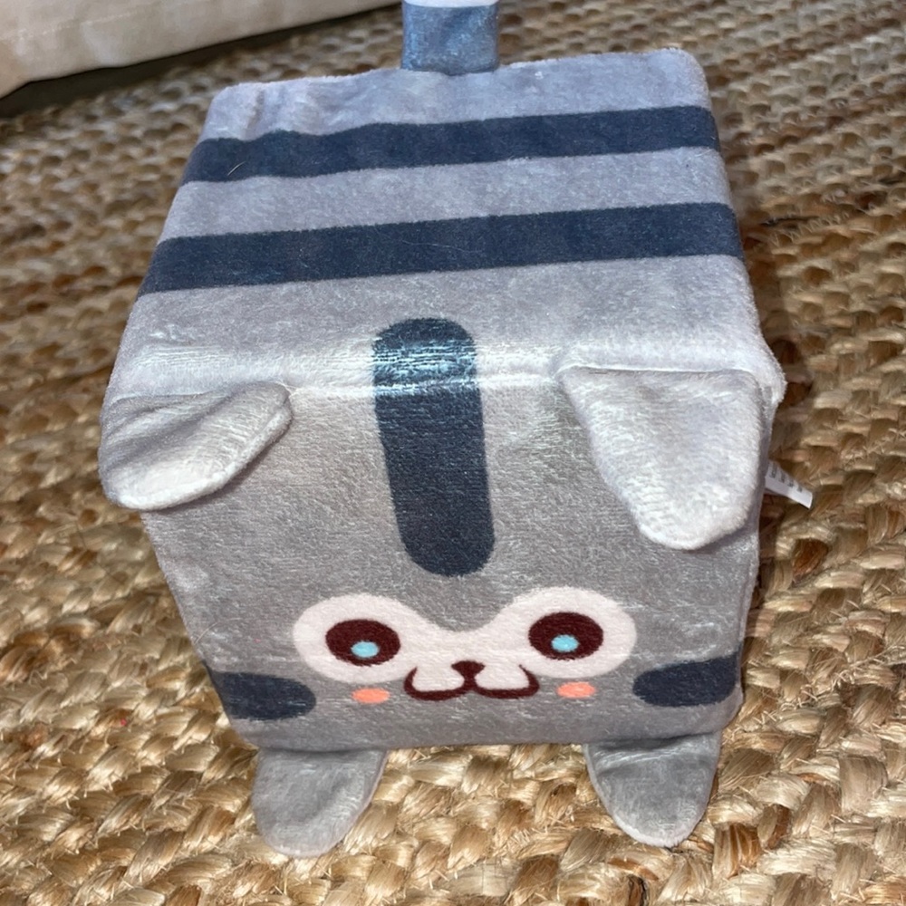 Enfu childs boys girls gray box boxed kitty stuffed animal toy